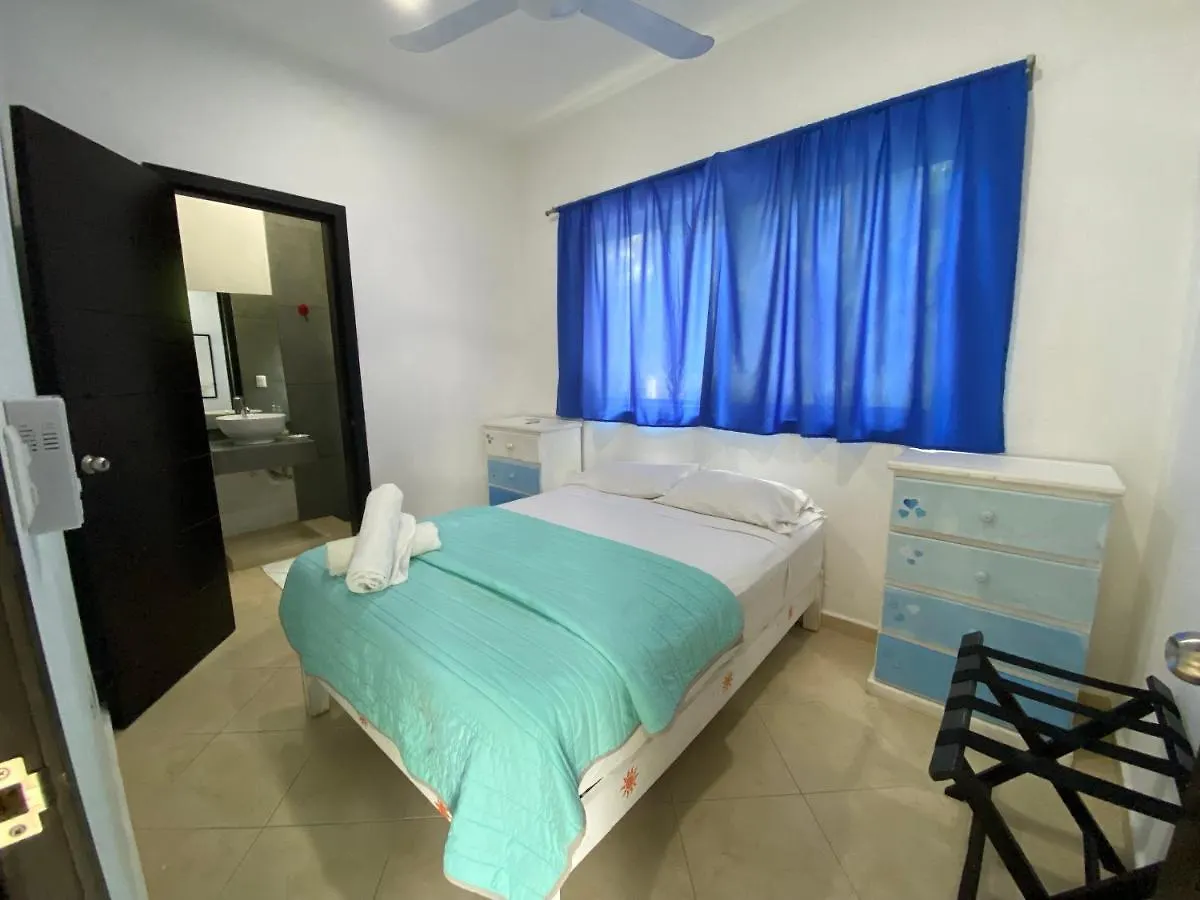 Nocleg ze śniadaniem Esquina De La Felicidad De Playacar Bed and Breakfast Playa del Carmen